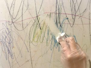 how to remove crayon from wall - method 1 with a magic sponge