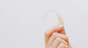 How to clean Invisalign retainers